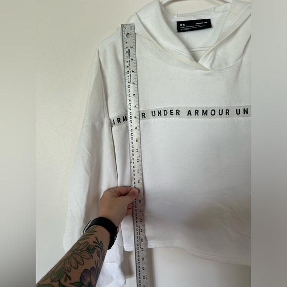White Hooded Under Armour Hoodie - Picture 2 of 6